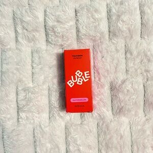 Bubble lip serum